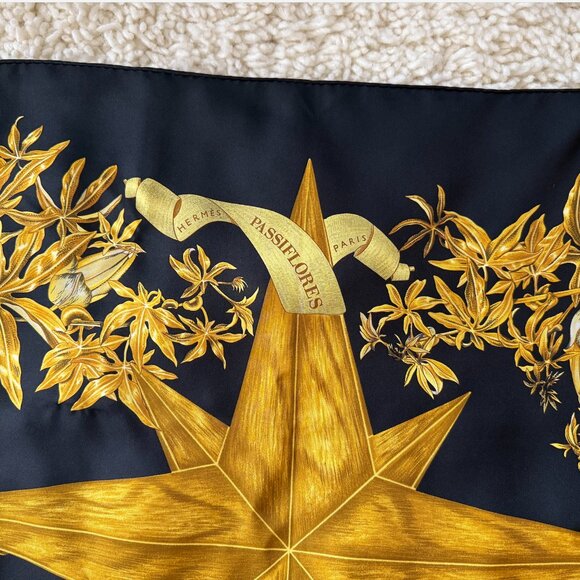 [SOLD] Authentic Hermès Black Passiflores Silk Scarf - Picture 8 of 14